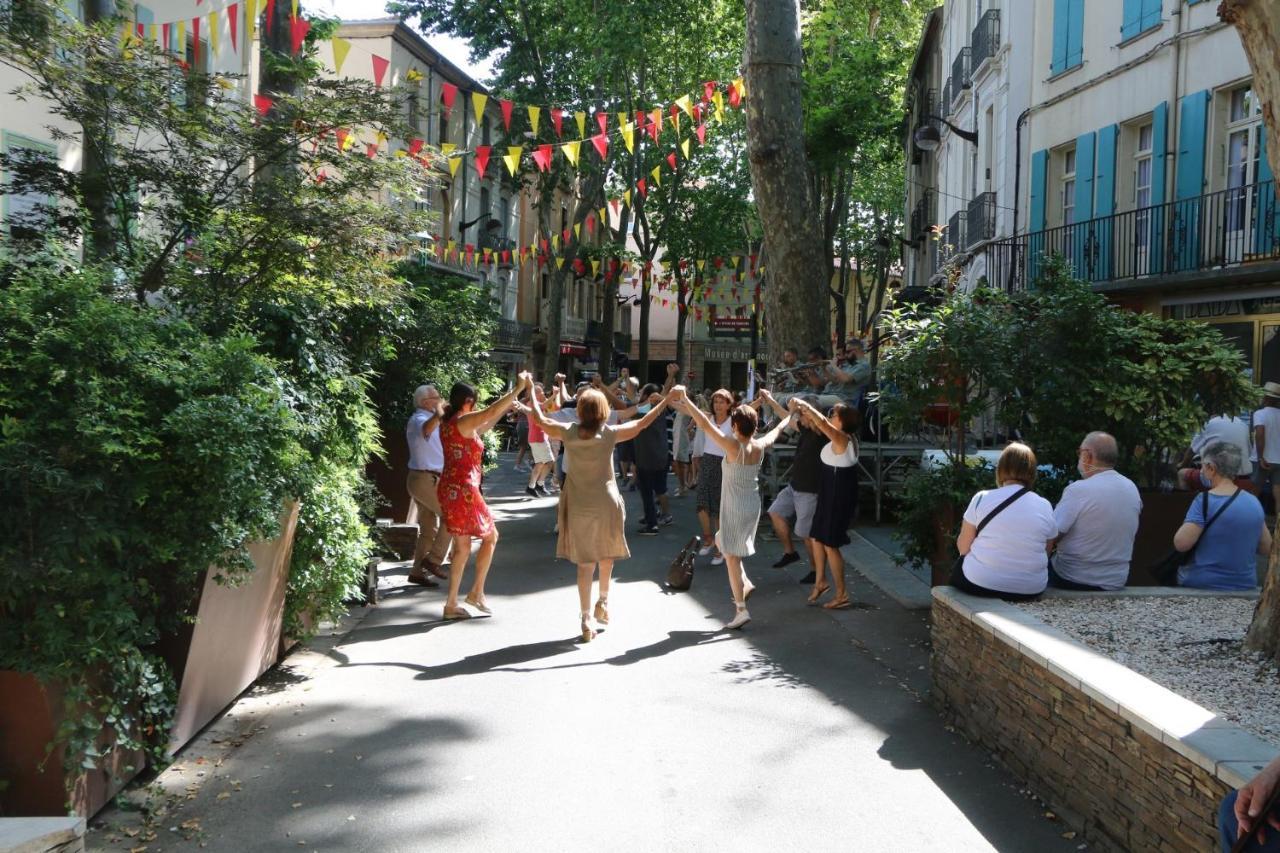 La Cigogne Céret Exterior foto